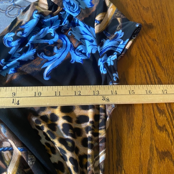CACHE Dress, Faux Wrap, Cap Sleeve, Leopard/Baroque/Lux print, Pullover - Picture 11 of 14